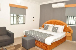 Ne-yo Hotel